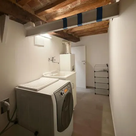 Civico 1 - Eleganza Nel Cuore Di Jesi